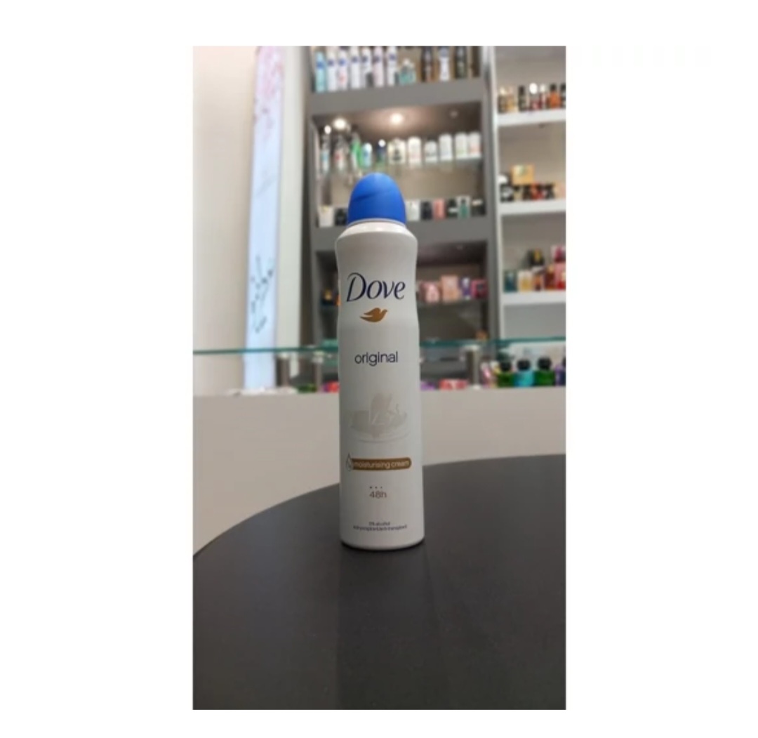 اسپری دئودورانت زنانه داو Dove ( اصلی ) مدل اورجینال ( شیر و بچه ) 250 میل